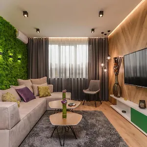 Urban Eden - Lux & Style, 2-bedroom, 2-bathroom Sofia